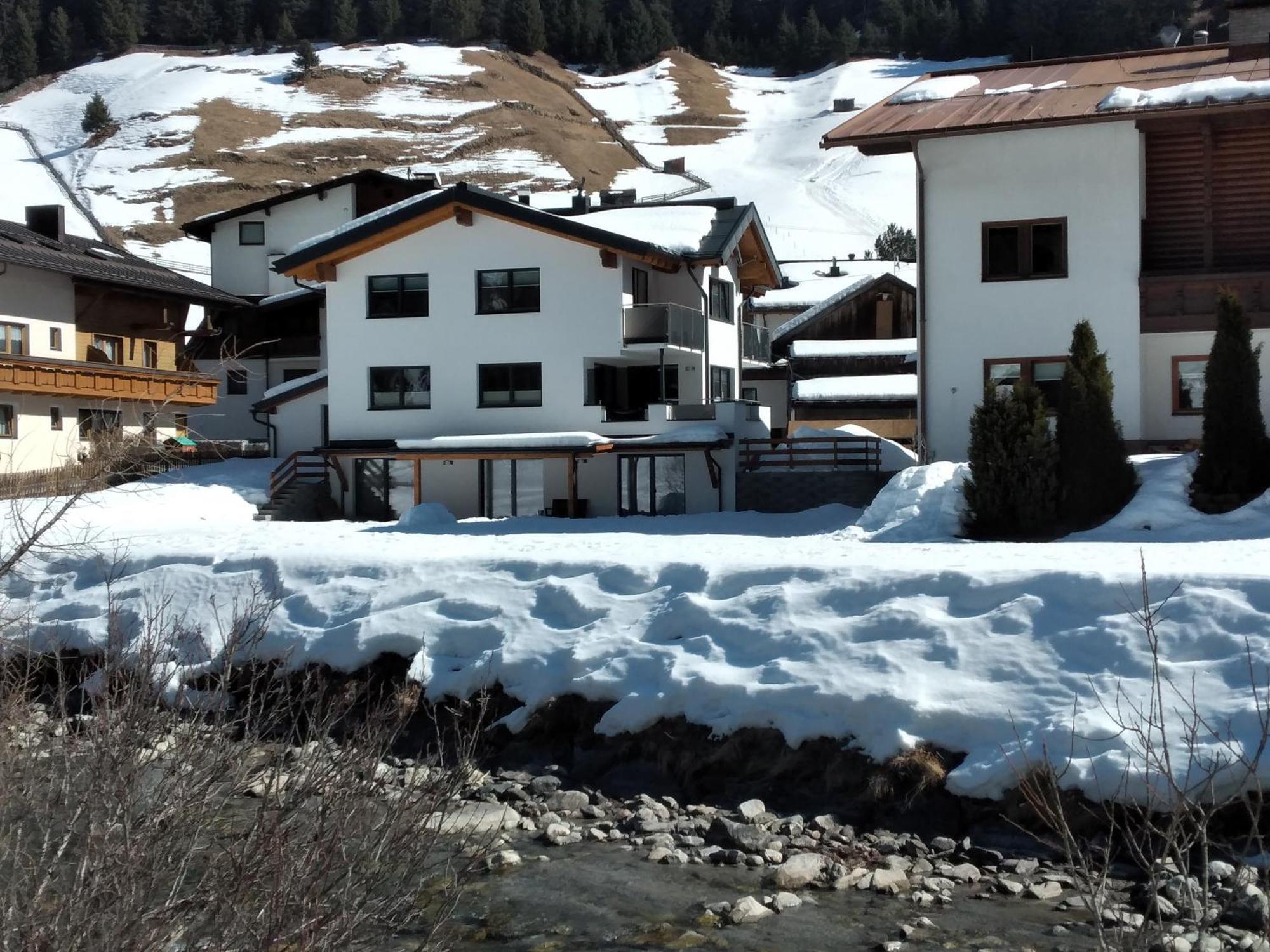 Apart Alpenjuwel St. Leonhard im Pitztal Exterior foto