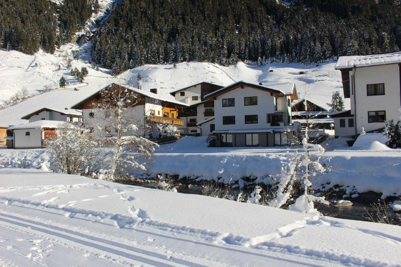Apart Alpenjuwel St. Leonhard im Pitztal Exterior foto